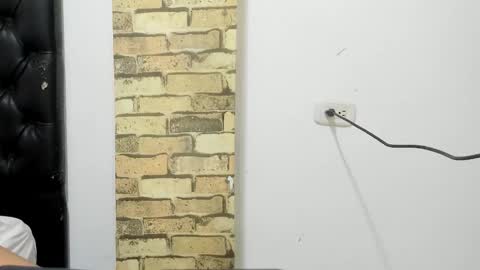 Sofa paola online show from November 3, 2025, 4:19 pm