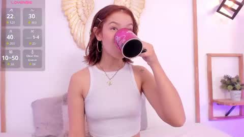 sofiavelez01 online show from July 1, 2026, 5:23 pm
