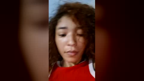 Snapshot of sofiavelez_23 chatting on August 4, 2026, 8:39 am sofiavelez_23 online show from August 4, 2026, 8:39 am