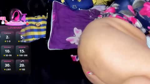 Vicky  online show from February 3, 2026, 10:09 am