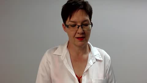 Sofie Velvet online show from January 8, 2025, 3:28 pm