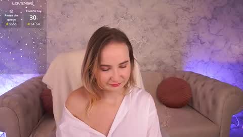 Sofie online show from October 7, 2025, 11:24 pm