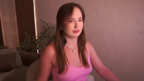 Snapshot of sofiebloom chatting on July 4, 2026, 7:53 pm Sofie online show from July 4, 2026, 7:53 pm
