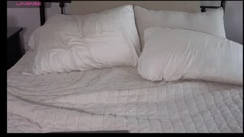 Snapshot of sofiedxx chatting on April 19, 2026, 6:10 pm sofiedxx online show from April 19, 2026, 6:10 pm
