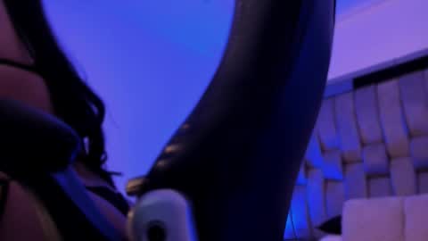  sofie  online show from December 15, 2025, 7:07 pm