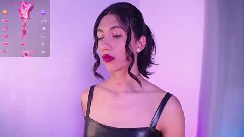 Snapshot of sofiia_grey_ chatting on December 8, 2024, 12:52 pm Sofi online show from December 8, 2024, 12:52 pm