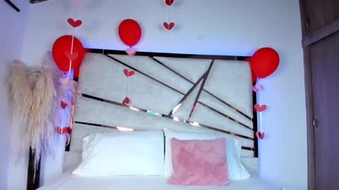 sofijohnsonx online show from February 28, 2025, 12:31 pm