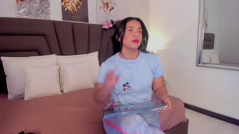      online show from January 30, 2025, 11:11 am