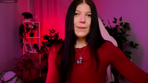 Snapshot of softeach chatting on April 6, 2026, 8:43 pm Jenny online show from April 6, 2026, 8:43 pm