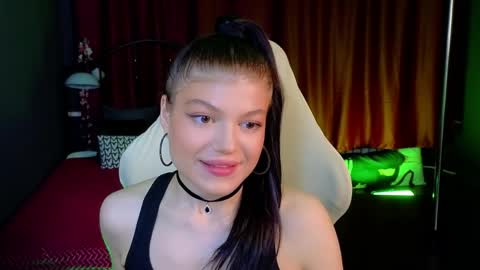 Snapshot of softeach chatting on April 7, 2026, 9:04 pm Jenny online show from April 7, 2026, 9:04 pm