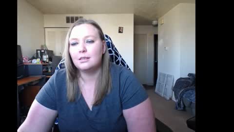 Snapshot of softerpeaches chatting on January 2, 2025, 7:51 pm Rose online show from January 2, 2025, 7:51 pm