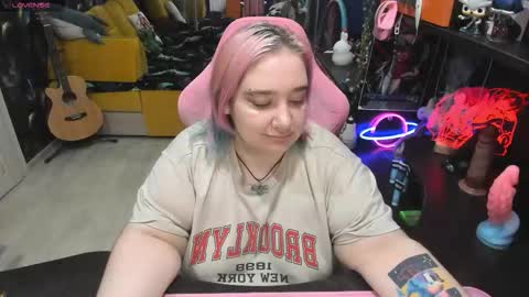 Sofie online show from September 10, 2025, 1:49 am