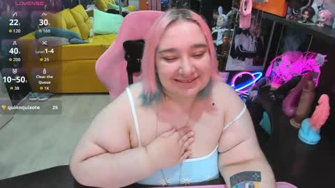Sofie online show from May 15, 2026, 2:29 am