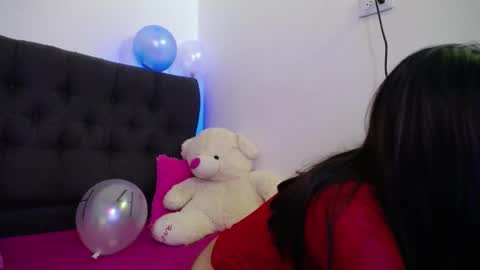 Snapshot of sofya_n_andy_ chatting on October 12, 2025, 1:15 am sofya_n_andy_ online show from October 12, 2025, 1:15 am