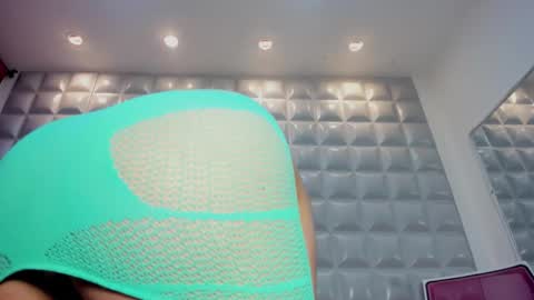 SOL  ANGEL online show from February 13, 2026, 4:03 pm