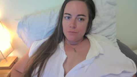 Snapshot of sola_limelight chatting on July 24, 2026, 8:40 pm sola_limelight online show from July 24, 2026, 8:40 pm