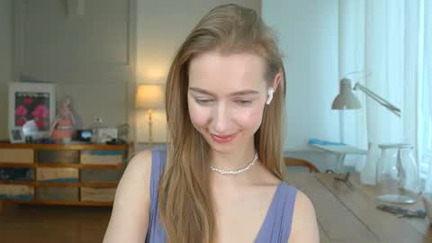 Bella online show from January 26, 2025, 2:52 pm