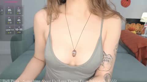 SolarAlice online show from November 1, 2025, 7:27 pm