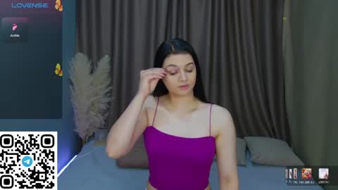 Sonya online show from May 4, 2026, 1:01 am