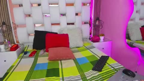 Sol Evans online show from March 5, 2025, 4:02 pm