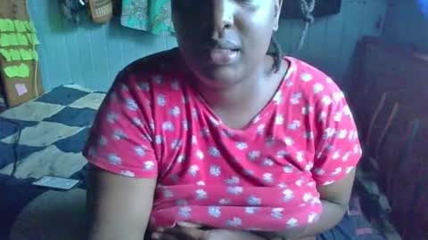 Snapshot of sollybunny chatting on January 18, 2026, 2:43 pm Solly bunny online show from January 18, 2026, 2:43 pm