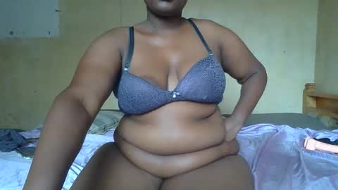 Snapshot of sollybunny chatting on February 22, 2026, 7:51 am Solly bunny online show from February 22, 2026, 7:51 am