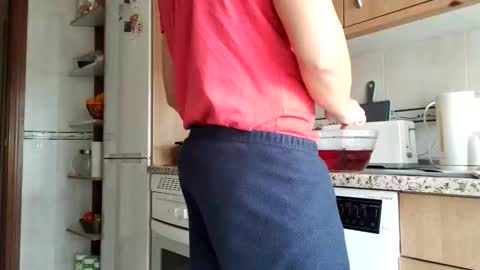 solo4u2 online show from April 11, 2026, 1:04 pm