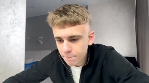 Jett online show from February 15, 2026, 12:03 pm