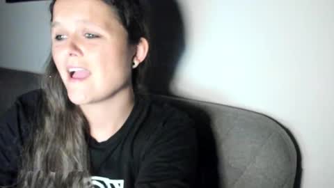 SomeonesDay online show from November 11, 2025, 10:10 pm