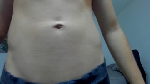 son_hades online show from October 5, 2025, 3:27 am