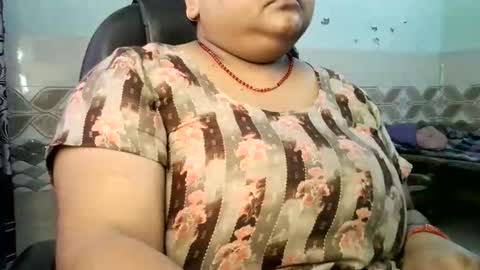 Snapshot of soni88888 chatting on June 2, 2026, 5:53 am soni88888 online show from June 2, 2026, 5:53 am