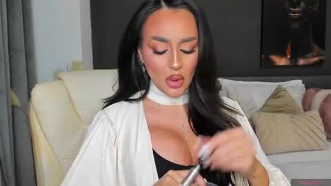 Snapshot of sonia__rey chatting on June 29, 2026, 6:30 pm Sonia Rey online show from June 29, 2026, 6:30 pm