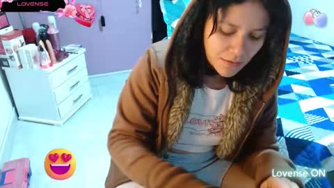 sonialatin69 online show from February 15, 2025, 12:11 pm