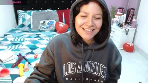 sonialatin69 online show from February 22, 2025, 12:40 pm