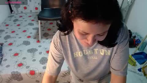 sonialatin69 online show from March 31, 2026, 12:23 am