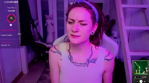 Rie online show from October 10, 2025, 6:01 am