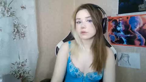 Snapshot of sonwosick chatting on March 27, 2026, 4:40 pm Mila online show from March 27, 2026, 4:40 pm