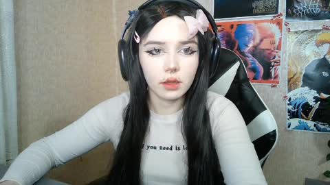 Snapshot of sonwosick chatting on April 5, 2026, 3:53 pm Mila online show from April 5, 2026, 3:53 pm