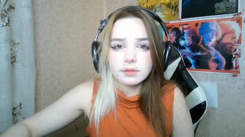 Snapshot of sonwosick chatting on April 9, 2026, 5:07 pm Mila online show from April 9, 2026, 5:07 pm