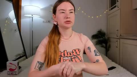 Snapshot of sonya_baby chatting on February 21, 2025, 1:11 pm SONIA online show from February 21, 2025, 1:11 pm