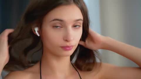 Eva 3 online show from October 14, 2025, 8:26 am