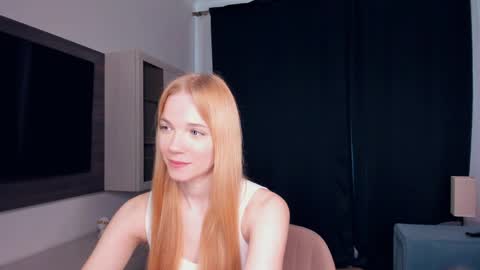 Snapshot of sonyalaviola chatting on April 6, 2026, 7:20 am Sofia online show from April 6, 2026, 7:20 am
