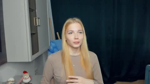 Snapshot of sonyalaviola chatting on April 16, 2026, 7:31 am Sofia online show from April 16, 2026, 7:31 am