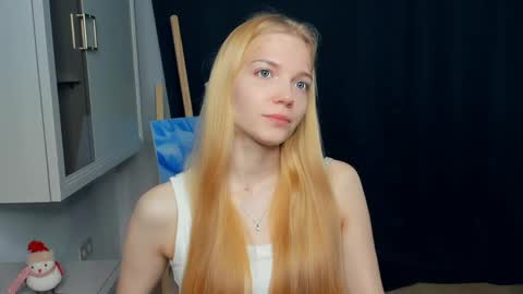 Snapshot of sonyalaviola chatting on April 17, 2026, 7:11 am Sofia online show from April 17, 2026, 7:11 am