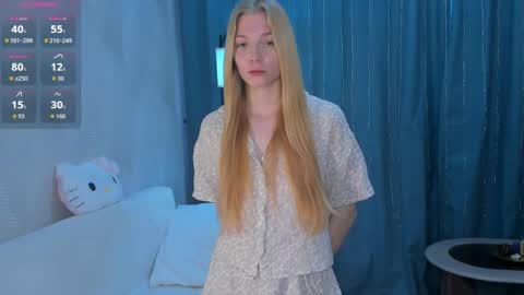 Snapshot of sonyalaviola chatting on May 4, 2026, 7:37 am Sofia online show from May 4, 2026, 7:37 am