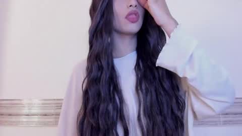 Sophia online show from February 4, 2026, 9:20 pm