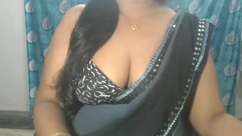 Snapshot of sophia_indian chatting on June 16, 2026, 7:00 am Sophia Tamil online show from June 16, 2026, 7:00 am
