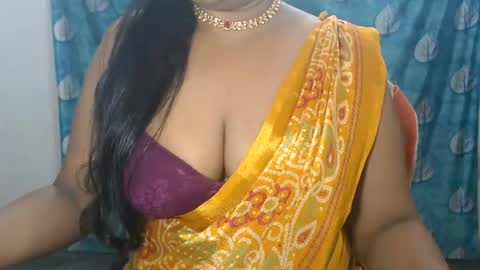 Snapshot of sophia_indian chatting on July 7, 2026, 5:21 am Sophia Tamil online show from July 7, 2026, 5:21 am