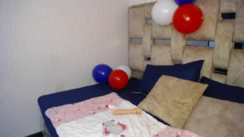 Snapshot of sophia_pink17 chatting on July 6, 2026, 1:19 pm sophia_pink17 online show from July 6, 2026, 1:19 pm