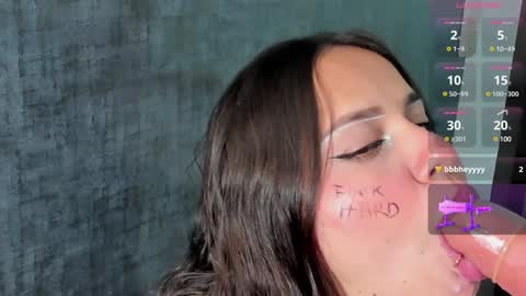 Snapshot of sophia_vivas chatting on January 15, 2025, 4:47 am SHOPIA online show from January 15, 2025, 4:47 am